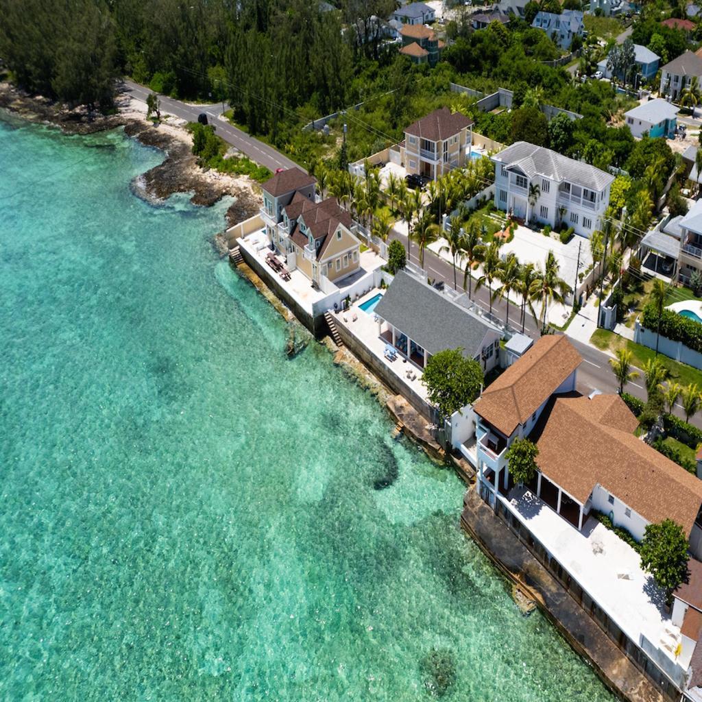 Oceanfront 35 Steps Into The Sea! Private Pool! Just Bring Snorkel Gear! Nassau