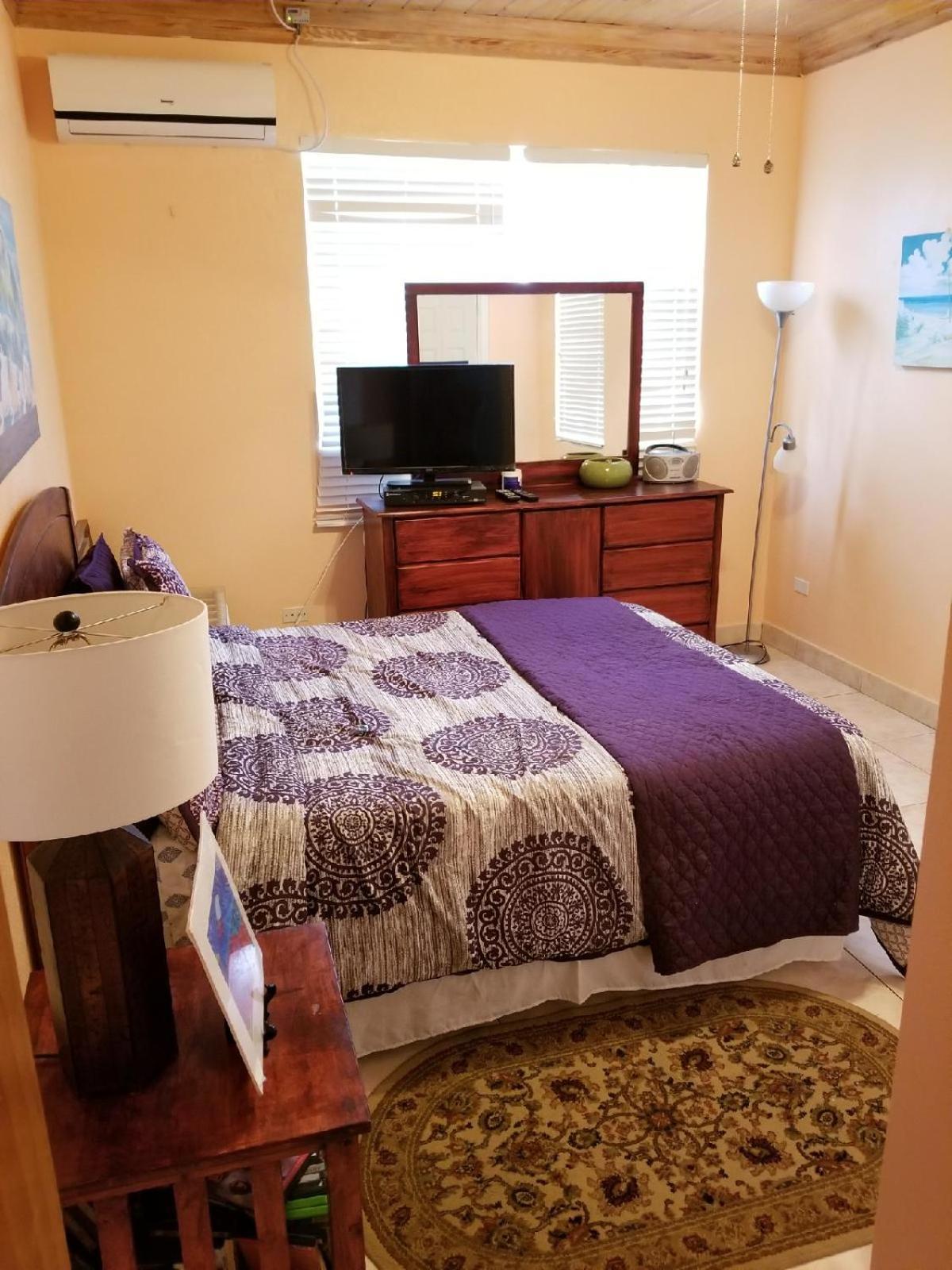Oceanfront 35 Steps Into The Sea! Private Pool! Just Bring Snorkel Gear! * Nassau